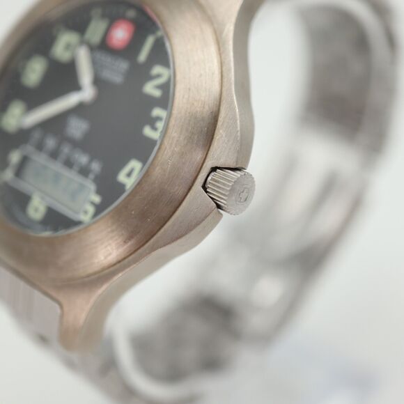 Wenger Mens Analog Digital Watch Watch Silver 40mm Black Dial 199.0687 RARE VTG - Picture 9 of 14